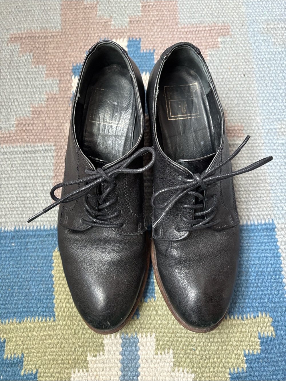 Frye leather Oxford shoes - women’s size 7
